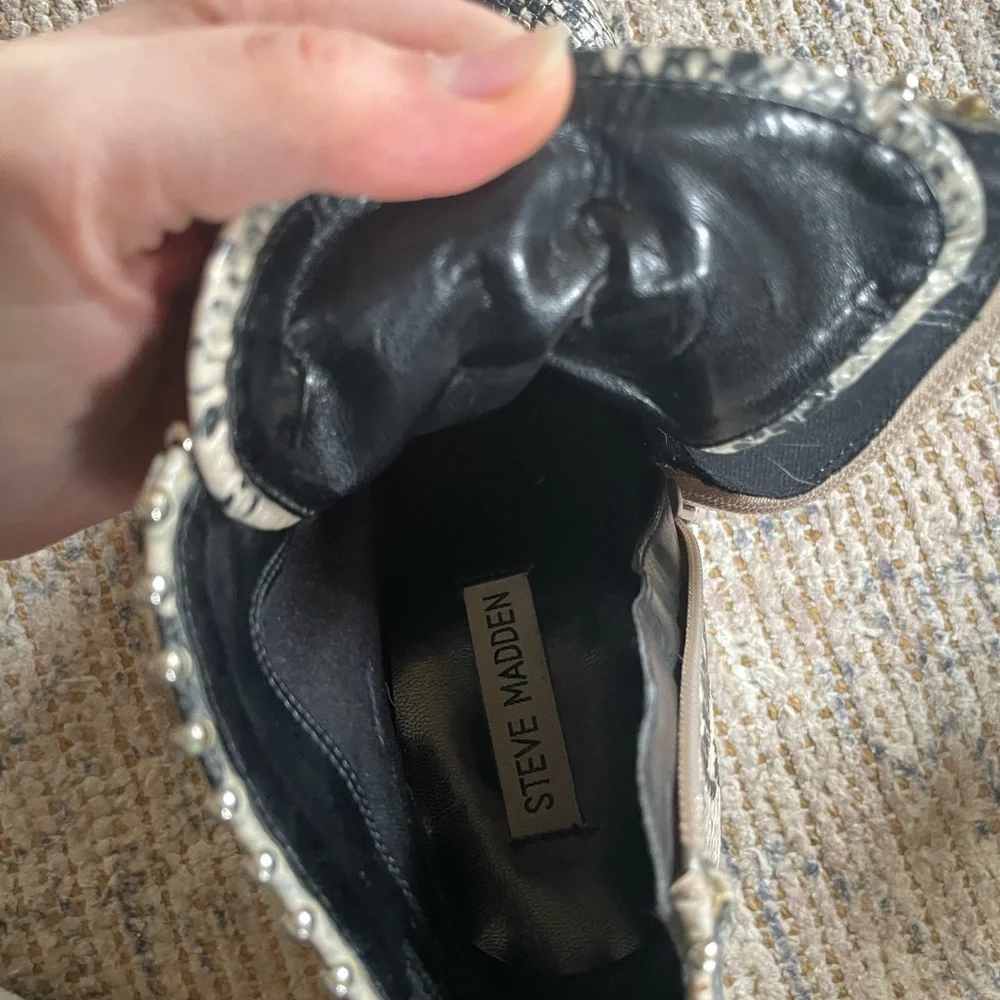 Steve Madden Black and Cream Snakeskin Ankle Boots - Picture 4 of 8